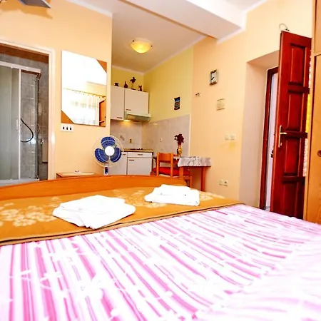 Apartment Moro *
