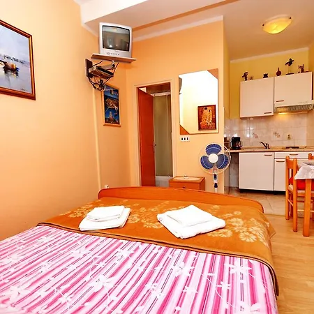 Moro Apartment